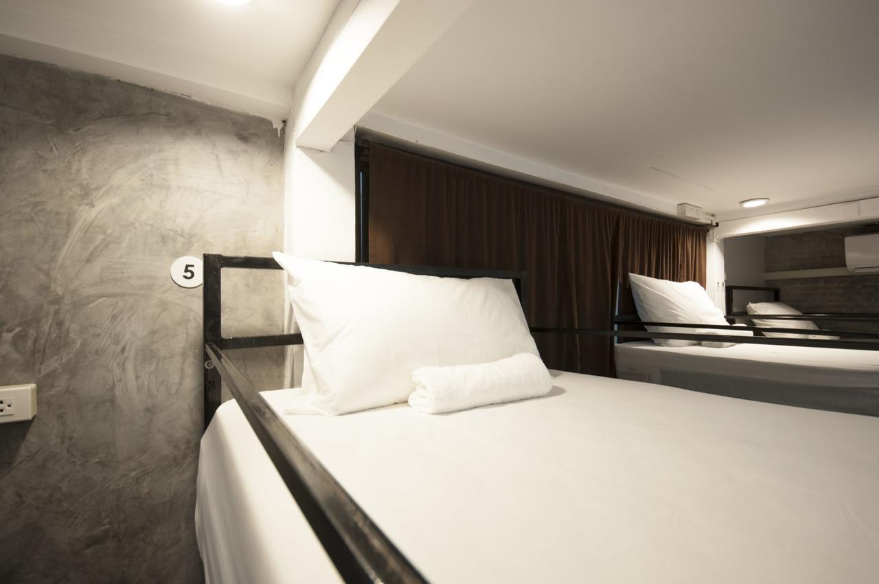 The Hidden House Hostel กรุงเทพมหานคร ภายนอก รูปภาพ