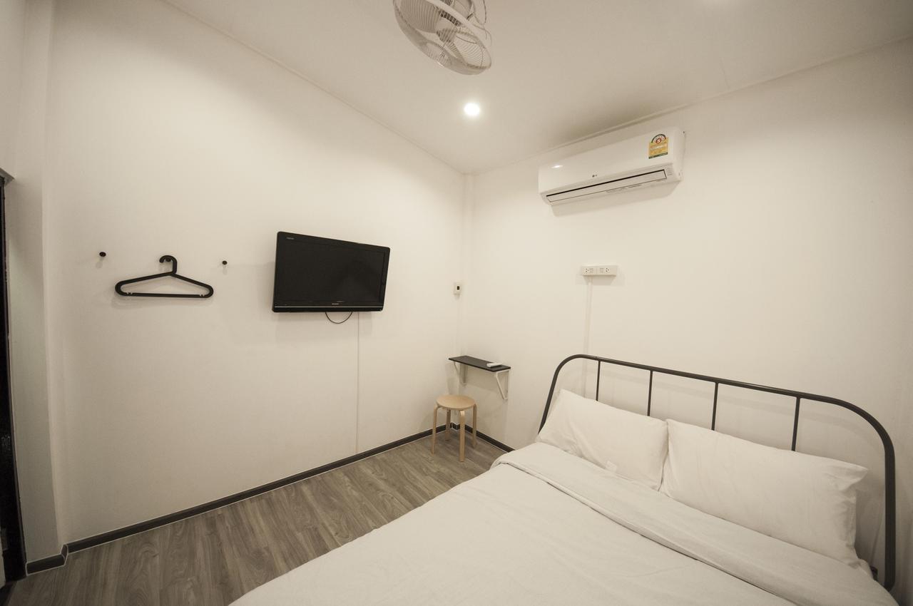 The Hidden House Hostel กรุงเทพมหานคร ภายนอก รูปภาพ