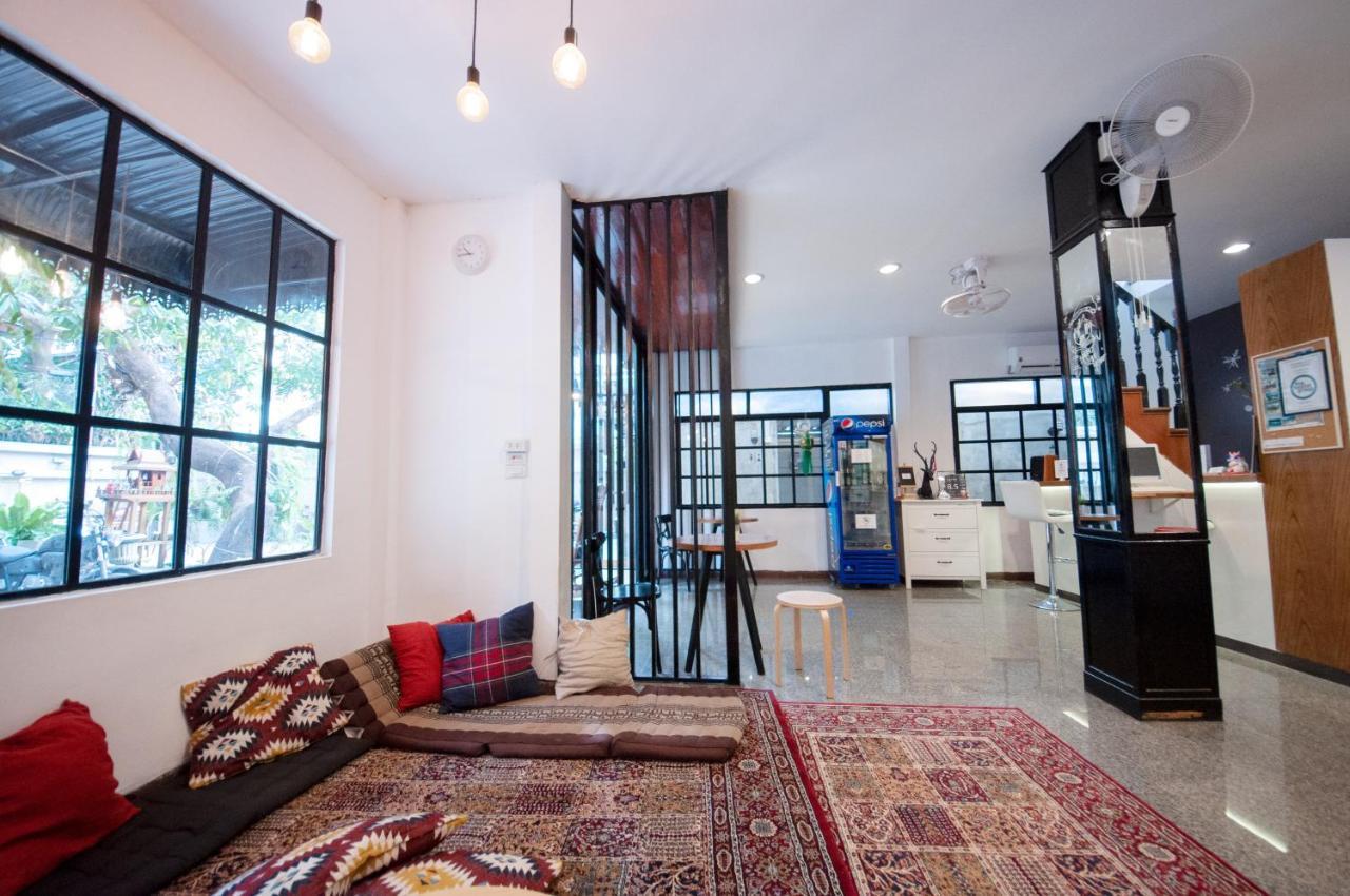 The Hidden House Hostel กรุงเทพมหานคร ภายนอก รูปภาพ